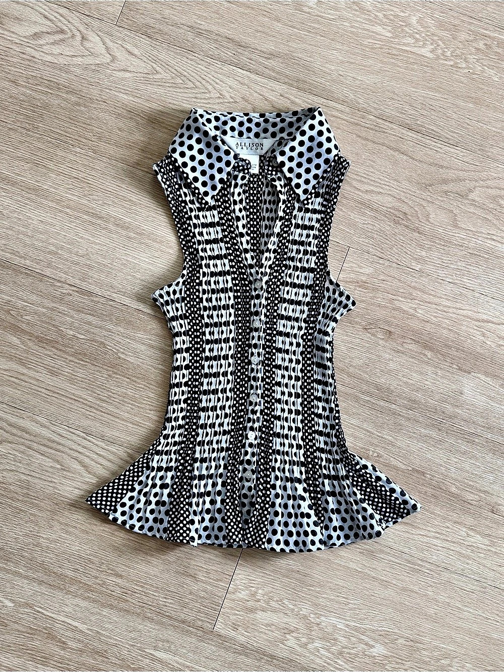 Allison Taylor Black & White Polka Dot Sleeveless Womens Small Blouse Pleated